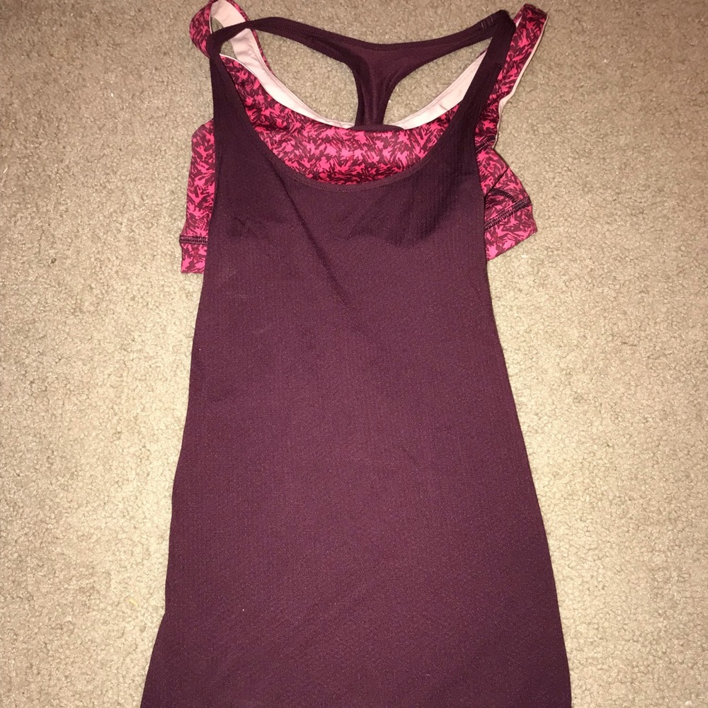 Lulu lemon tank top w/ attached sports bra